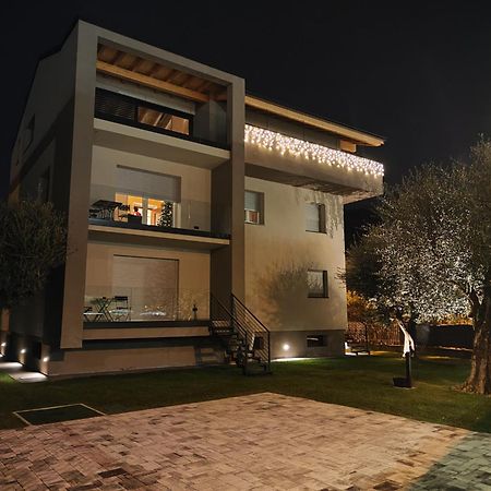 Oasi Degli Ulivi Apartment Riva del Garda Luaran gambar
