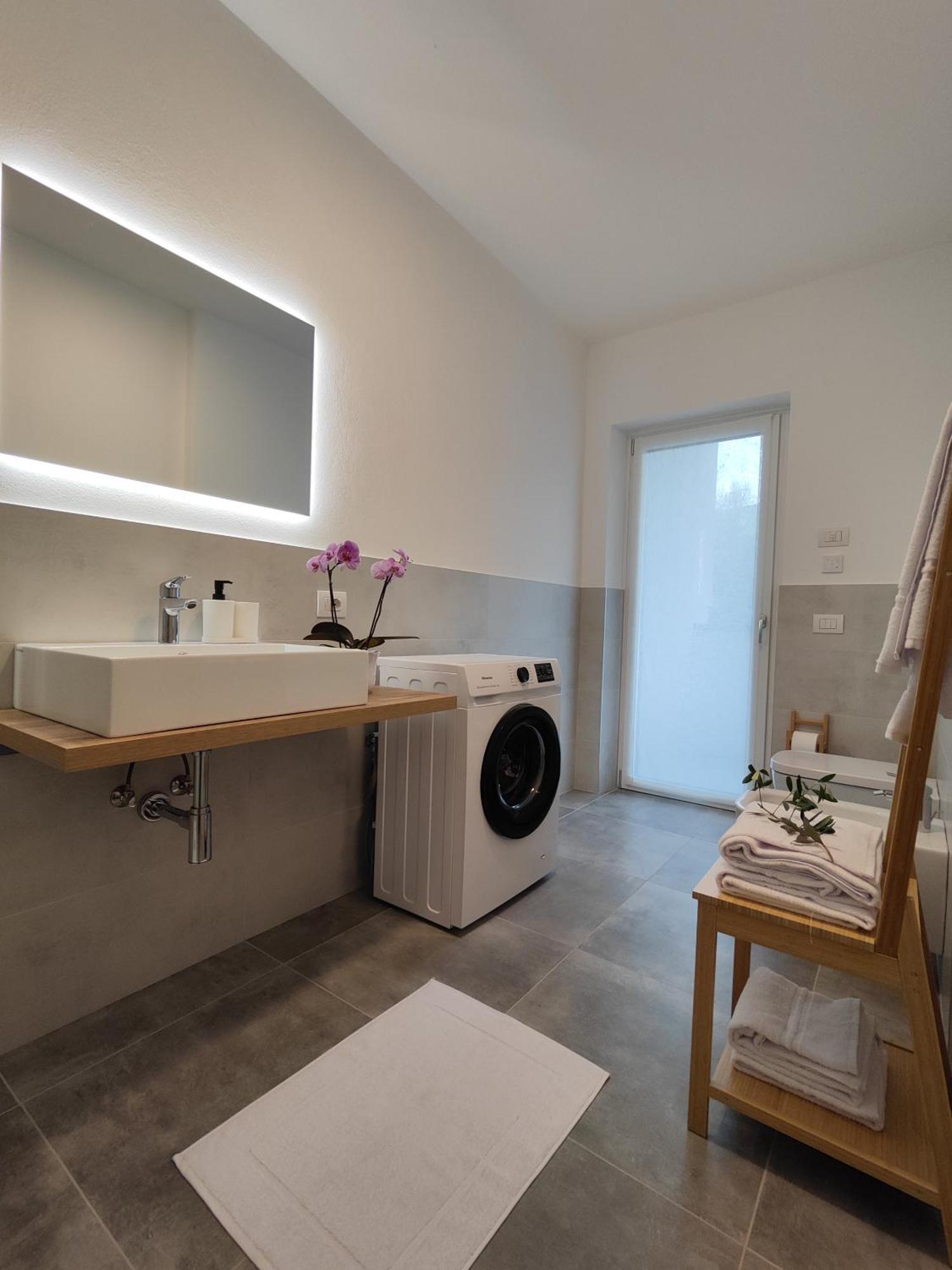 Oasi Degli Ulivi Apartment Riva del Garda Luaran gambar
