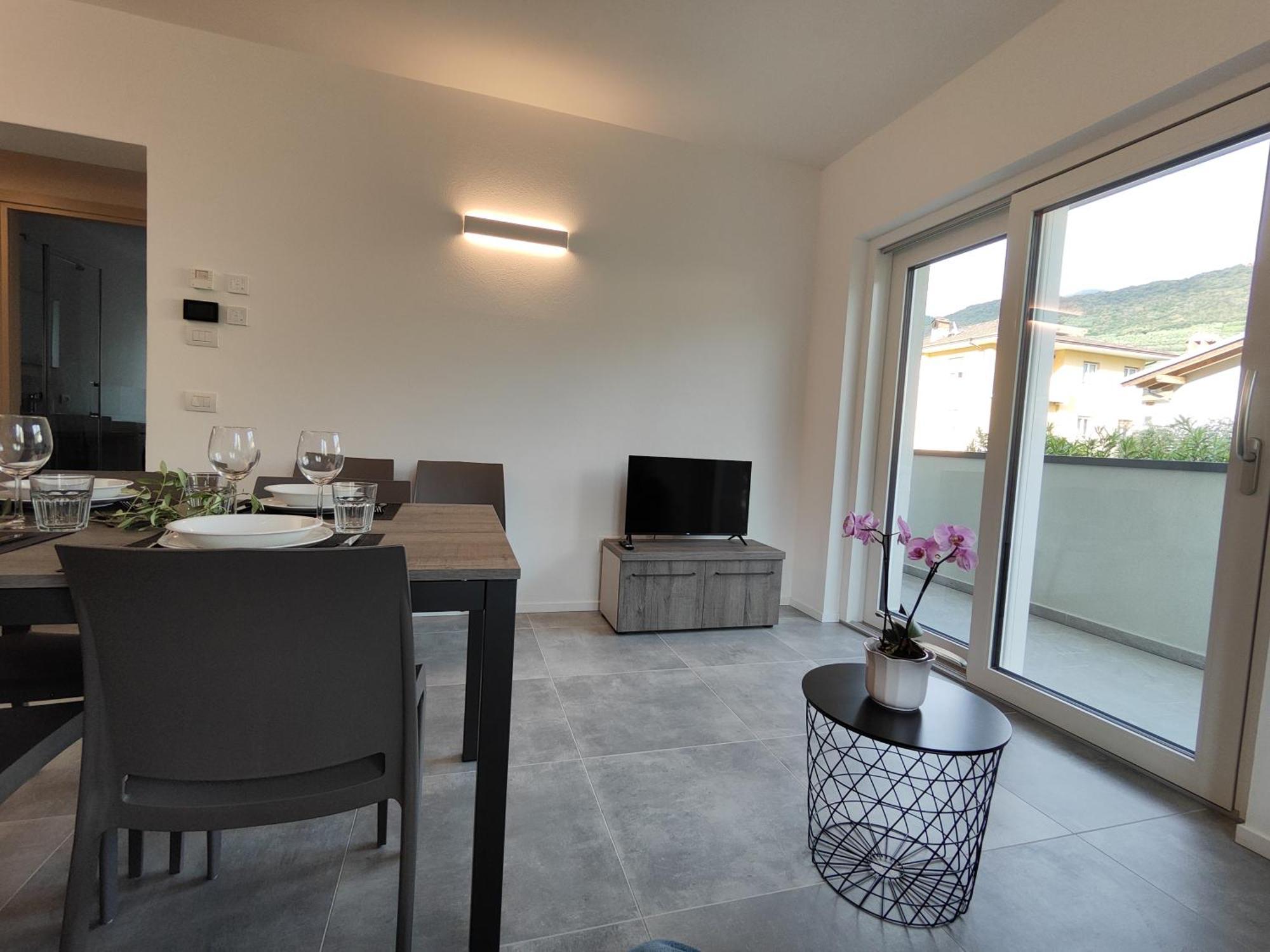 Oasi Degli Ulivi Apartment Riva del Garda Luaran gambar