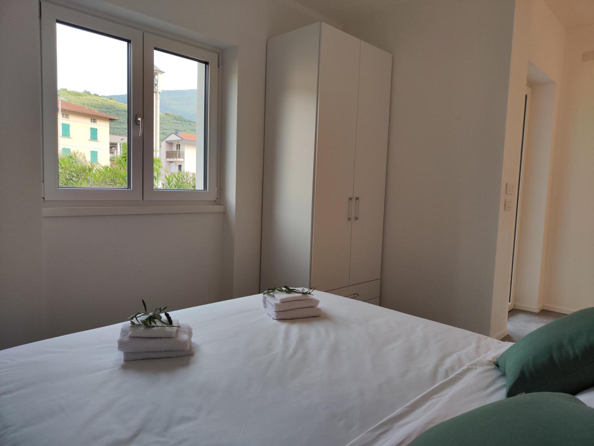 Oasi Degli Ulivi Apartment Riva del Garda Luaran gambar