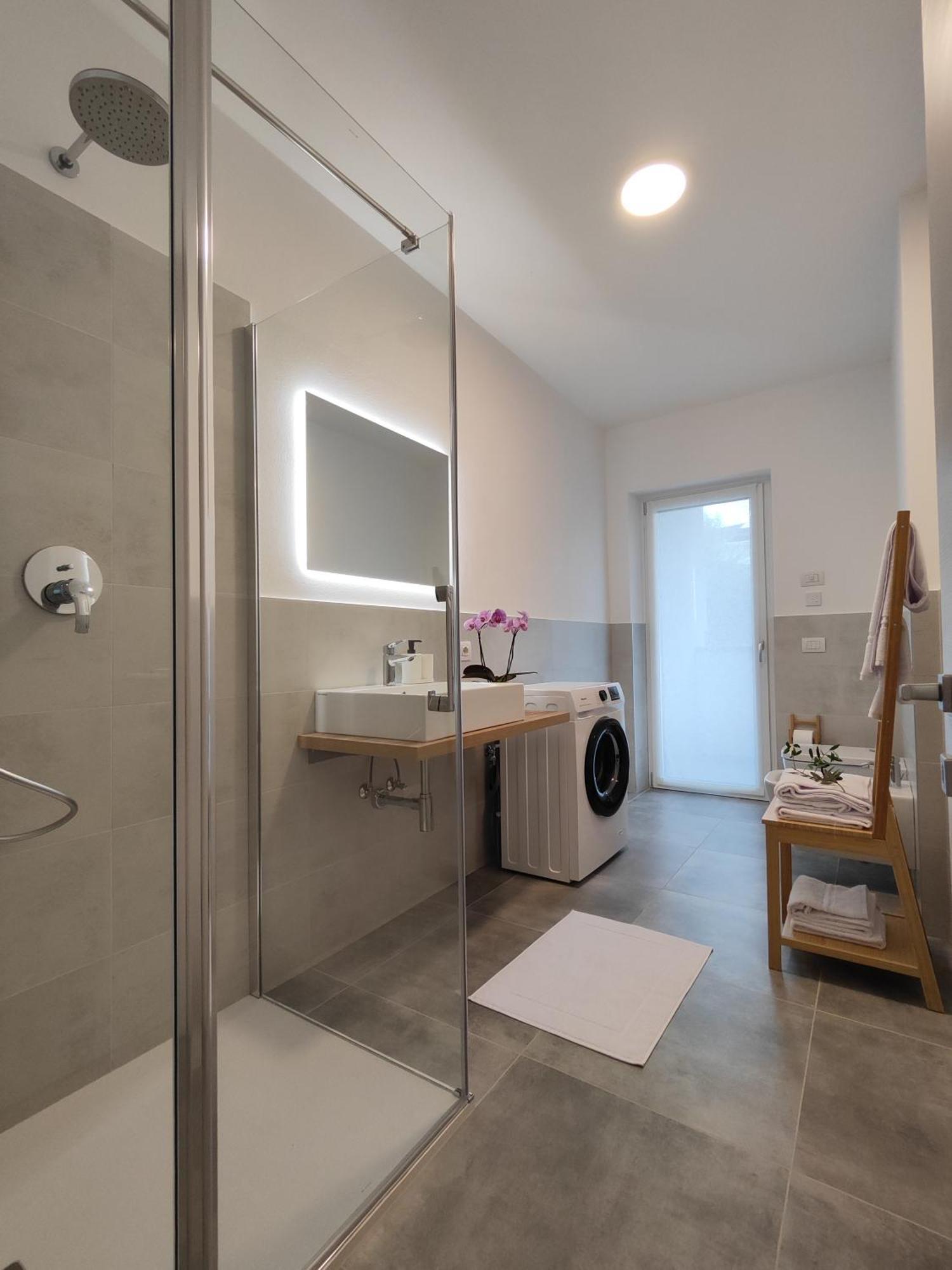 Oasi Degli Ulivi Apartment Riva del Garda Luaran gambar