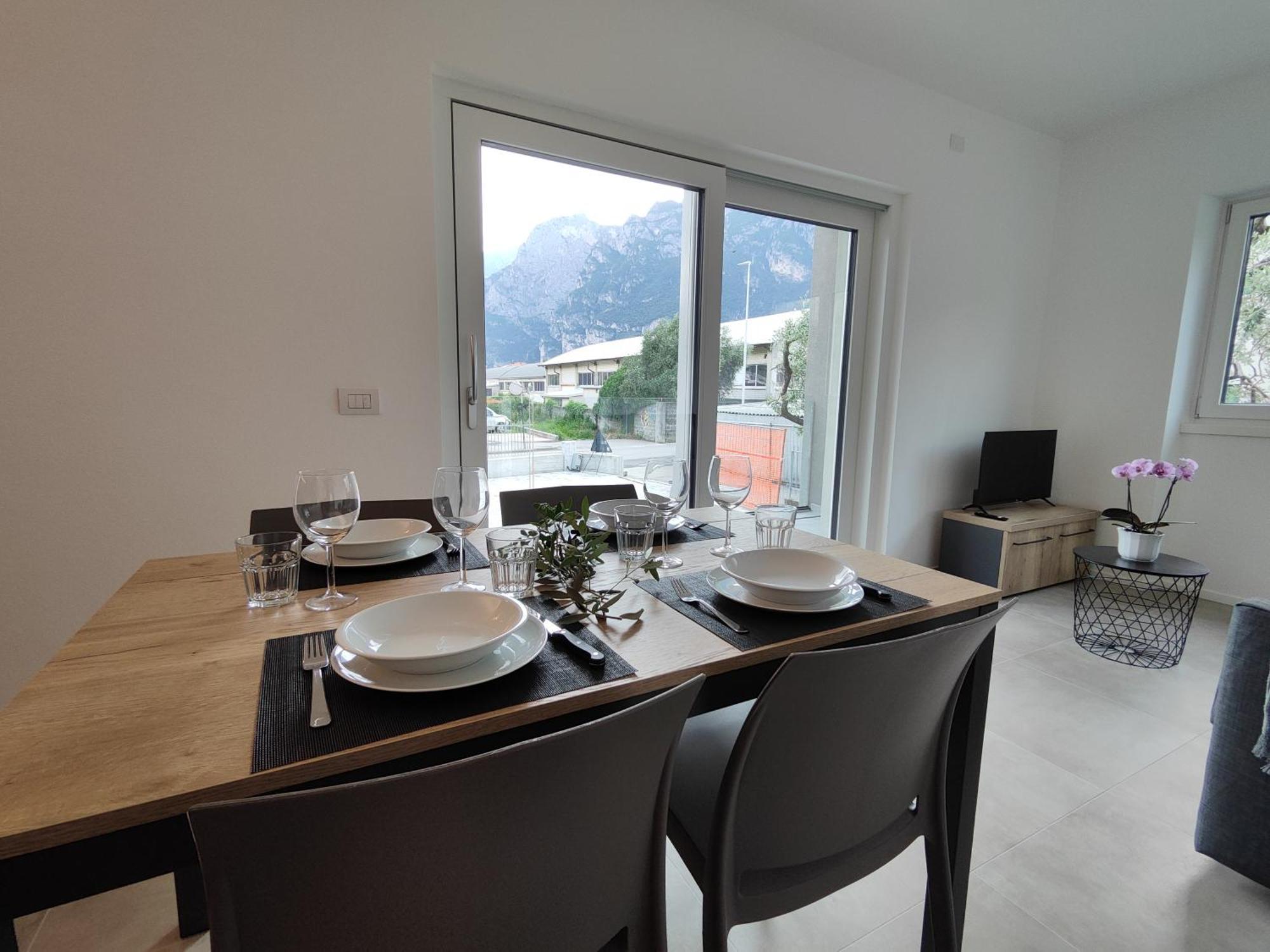 Oasi Degli Ulivi Apartment Riva del Garda Luaran gambar