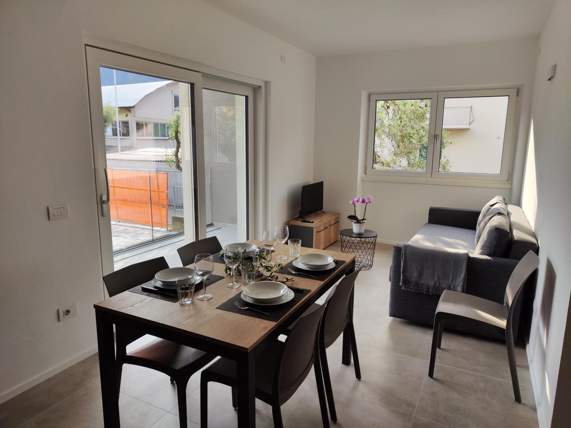 Oasi Degli Ulivi Apartment Riva del Garda Luaran gambar
