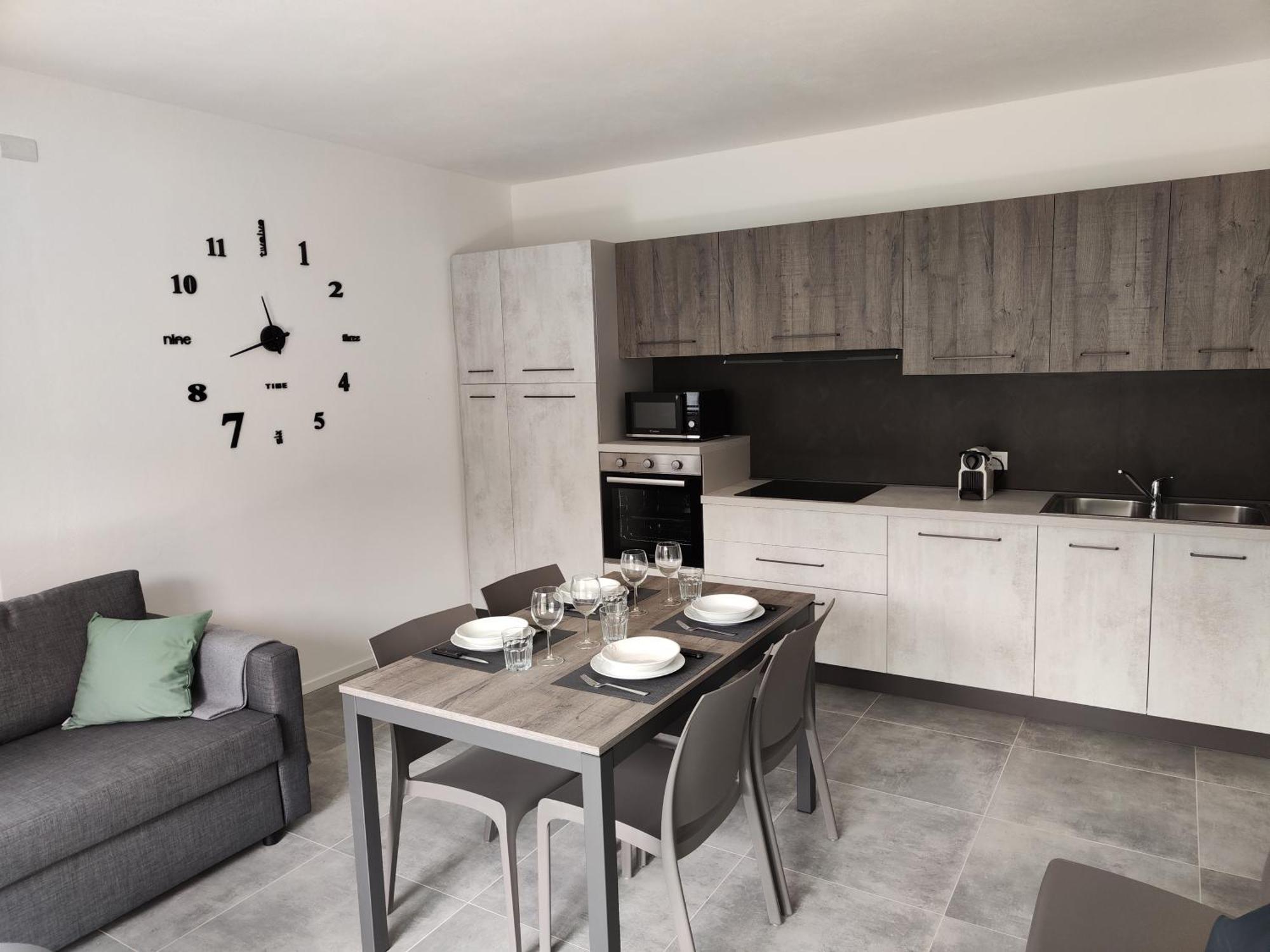 Oasi Degli Ulivi Apartment Riva del Garda Luaran gambar